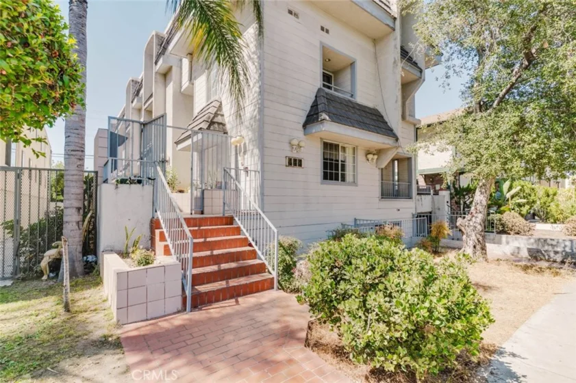 444 Myrtle Street #4 photo 2