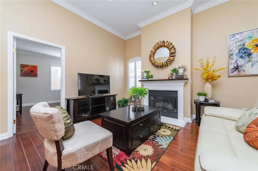 610 S Wilton Place #402 photo 24