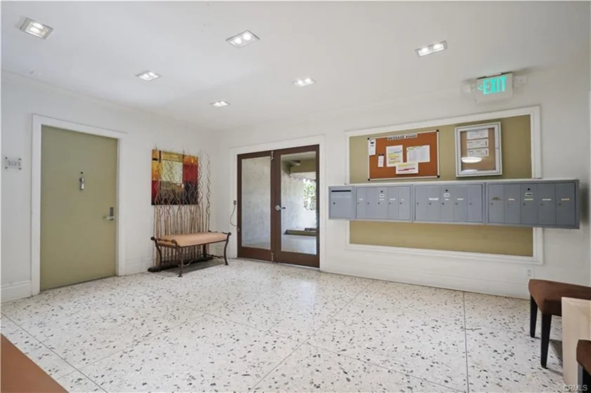 16012 Moorpark #205A photo 33