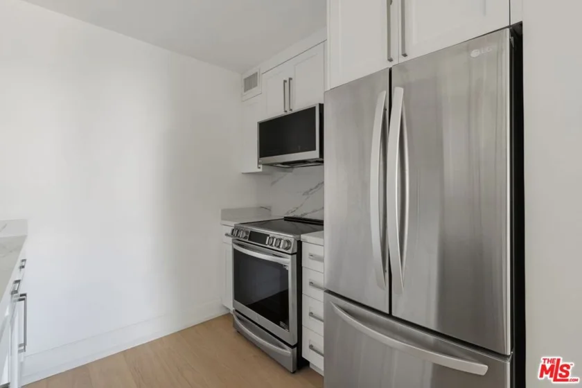 970 Palm Avenue #211 photo 6