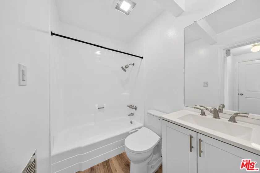 10521 National Boulevard #214 photo 9