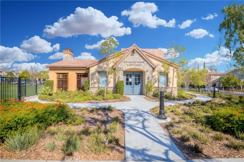 1105 Armstrong Drive photo 43