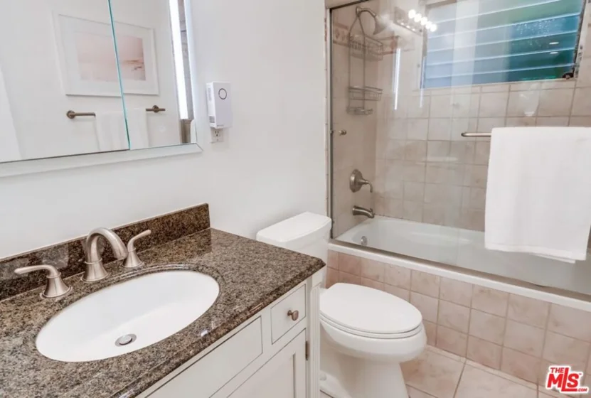 1275 Havenhurst Drive #4 photo 50