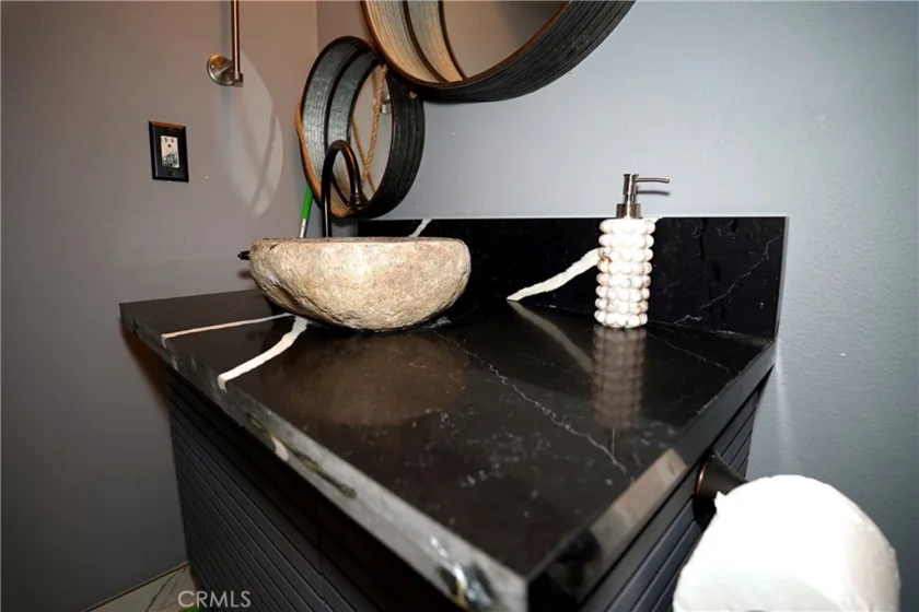 18954 Sherman Way #3 photo 26