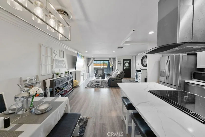 24941 El Roble photo 19