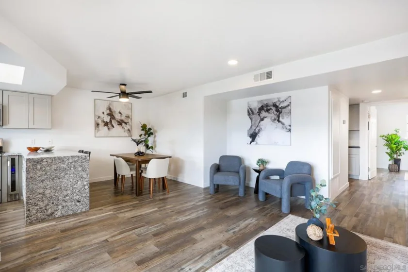 440 Citracado Parkway #5 photo 6