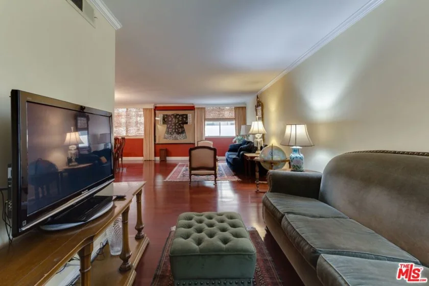 14141 Dickens Street #113 photo 1