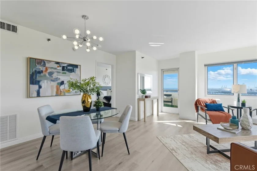525 E Seaside #1804 photo 1