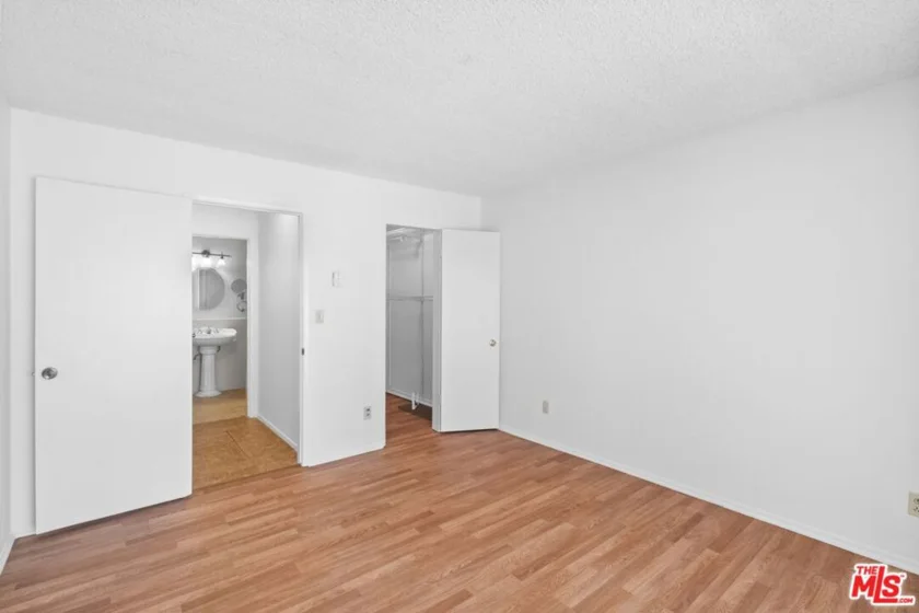 4900 Overland Avenue #183 photo 26