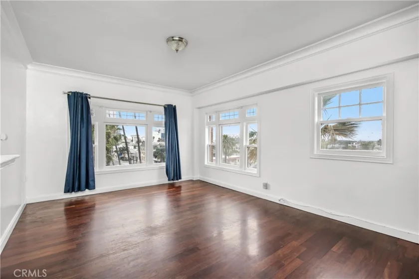 1030 E Ocean Boulevard #502 photo 5