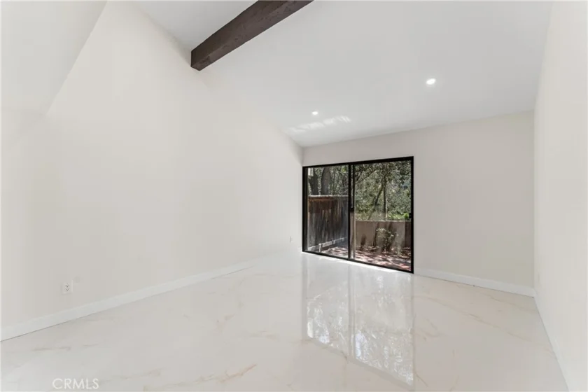 77 Barmore Court photo 23