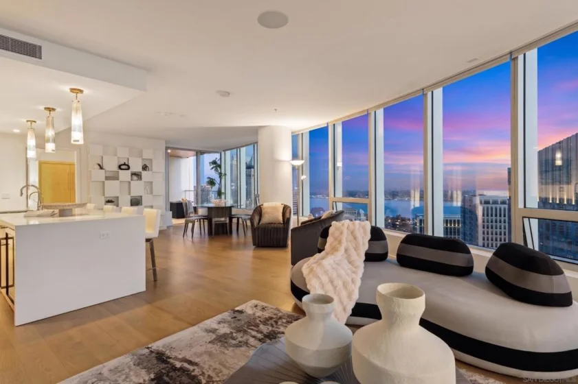 888 W E Street #2602 photo 2