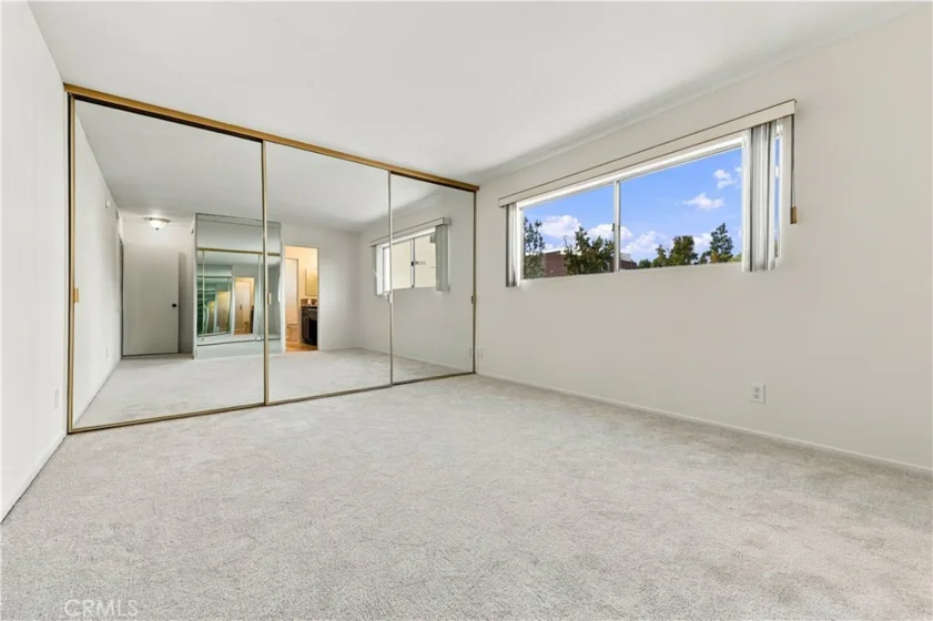 5400 Lindley Avenue #101 photo 18