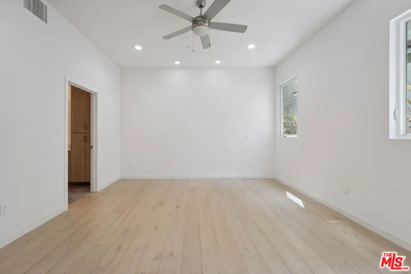 1746 Garfield Place #101 photo 5