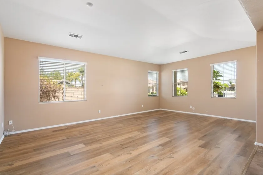 26101 Shady Brook photo 5