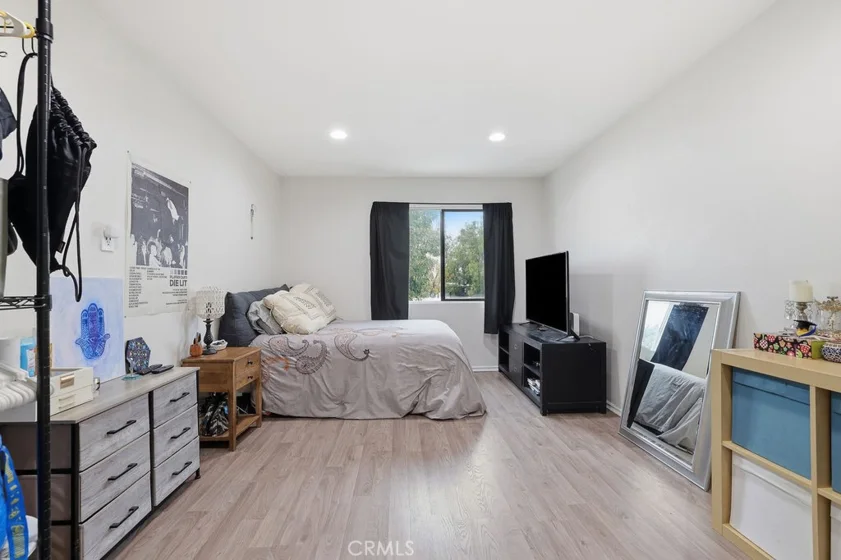 18530 Hatteras Street #337 photo 17