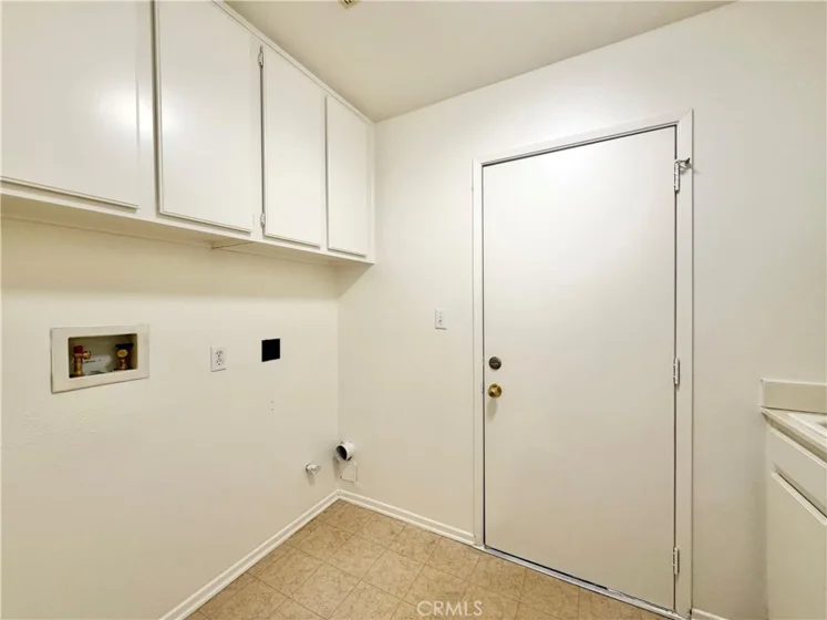 26092 Mayfield Union Way #B photo 10