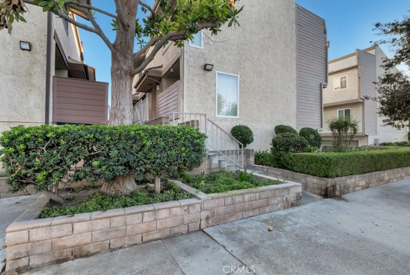 7240 Shirley #102 photo 25