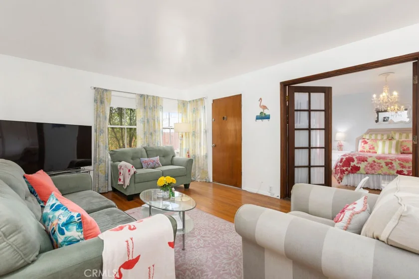1825 E 3rd Street #4 photo 1
