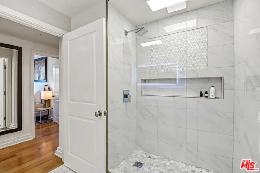 130 N Swall Drive #201 photo 15
