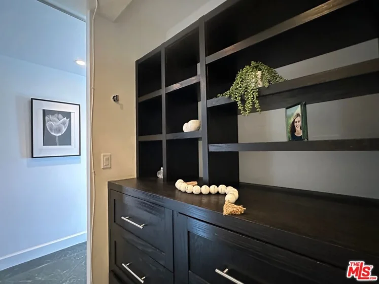 999 N Doheny Drive #408 photo 6