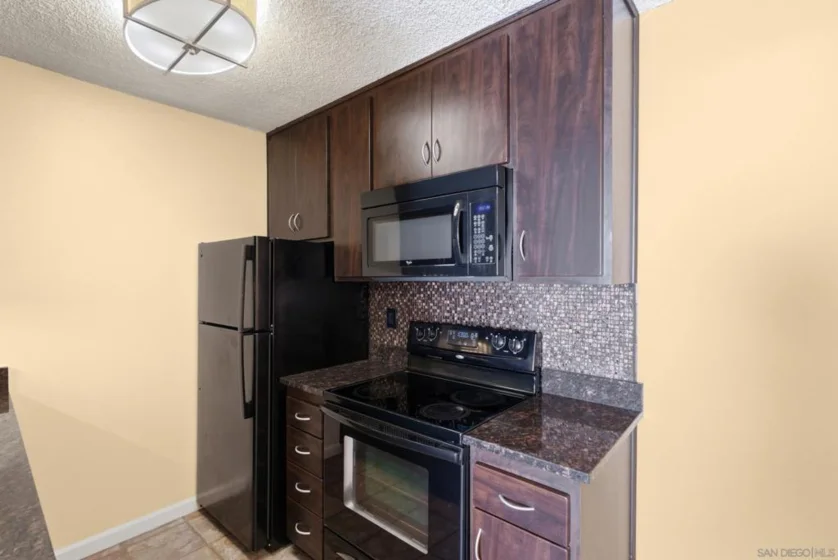 4730 Noyes #217 photo 16