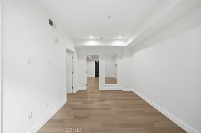 2939 Leeward Avenue #311 photo 25