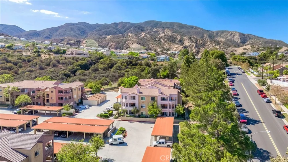 2550 San Gabriel #105 photo 32