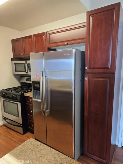5520 Owensmouth Avenue #313 photo 6