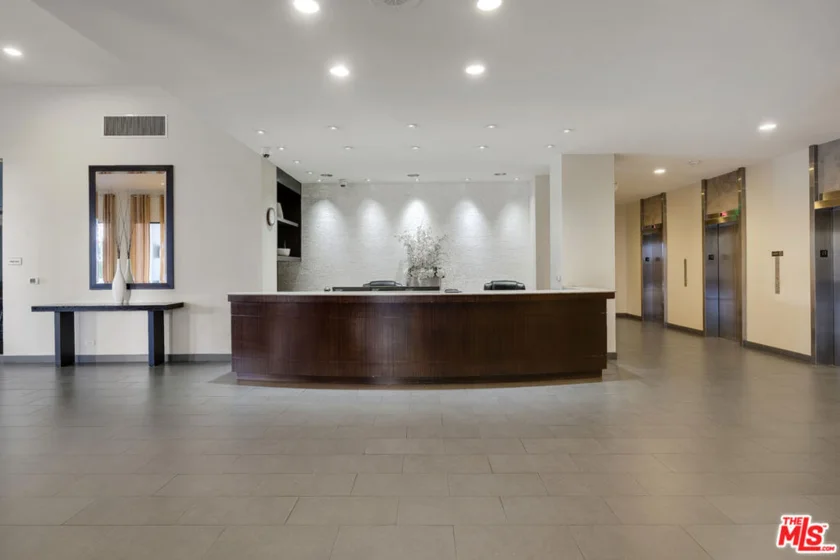 10501 Wilshire Boulevard #1012 photo 7
