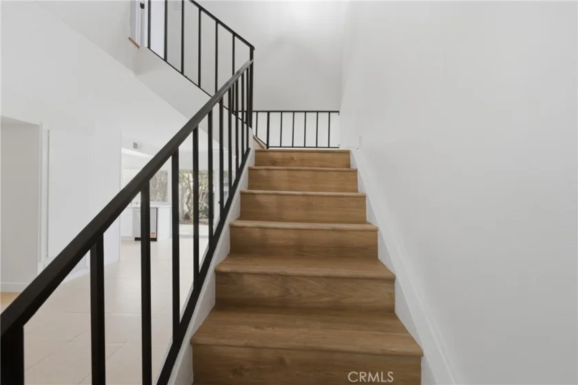 8164 Laguna Court photo 24