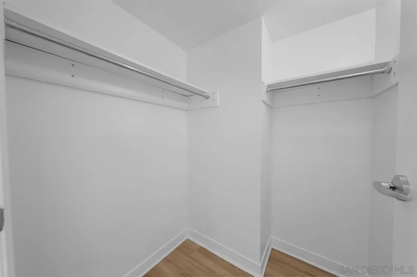 425 W Beech #1358 photo 25