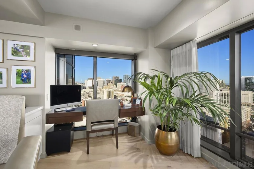 100 Harbor Drive #1906 photo 12