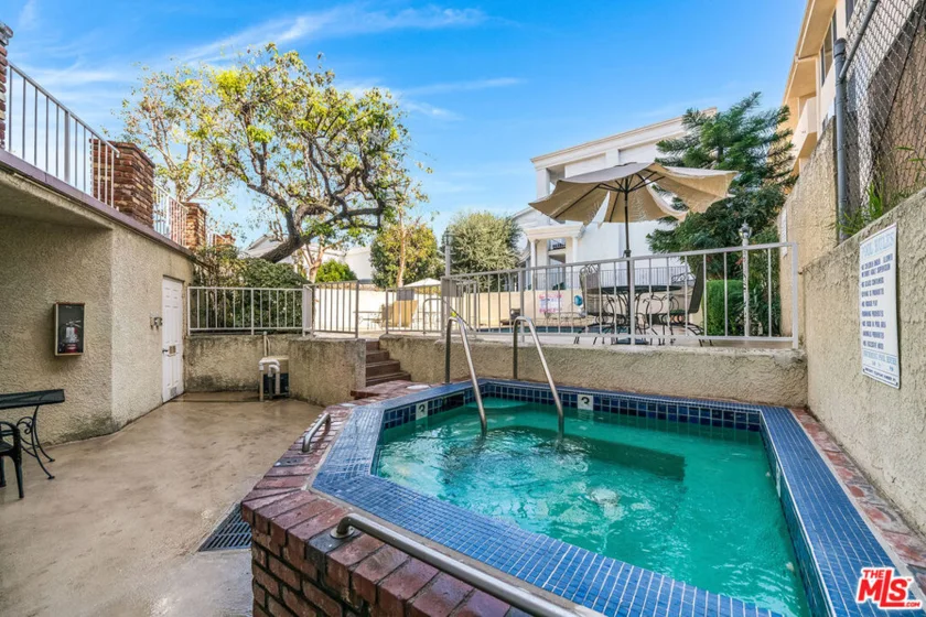 4558 Willis Avenue #121 photo 14