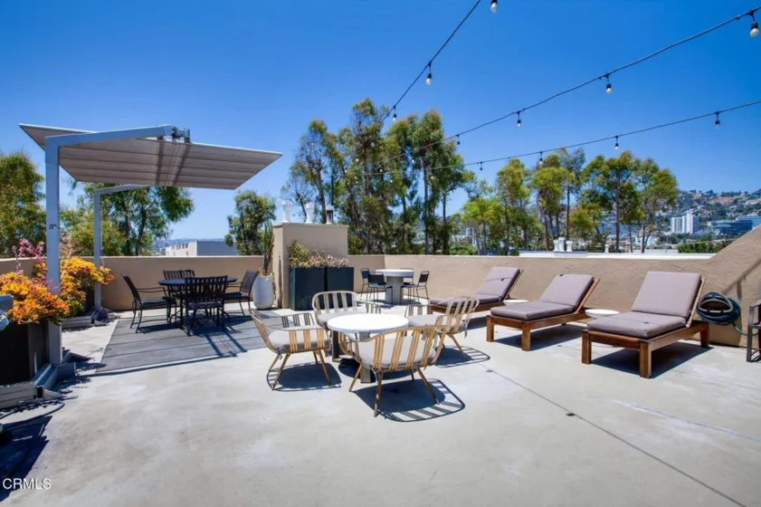 750 N Kings Road #117 photo 11