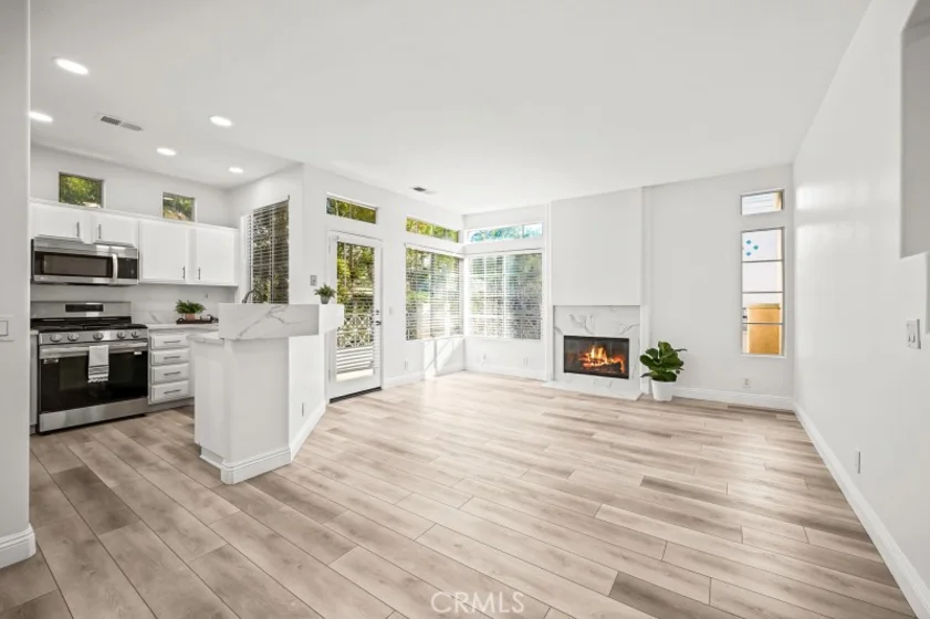 193 Shorebreaker Drive photo 19