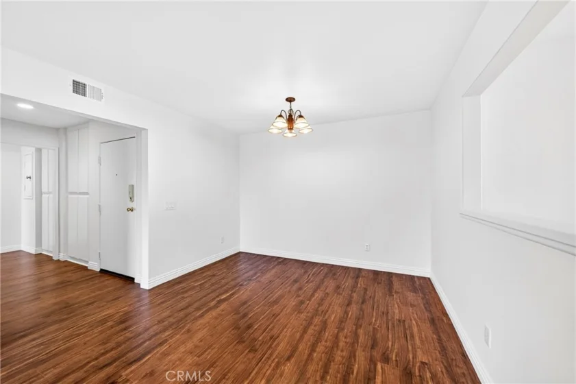 25261 Tanoak photo 8