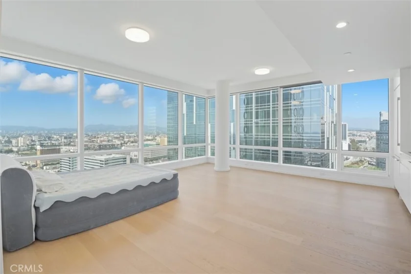 877 Francisco Street #3102 photo 6