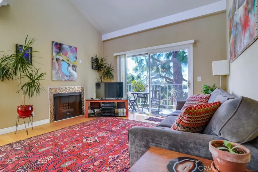 1100 Euclid Avenue #319 photo 1