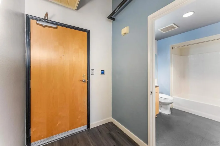 777 6th Avenue #404 photo 8