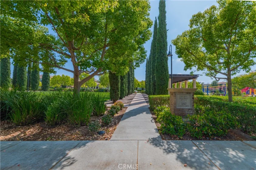 83 Twin Gables photo 43