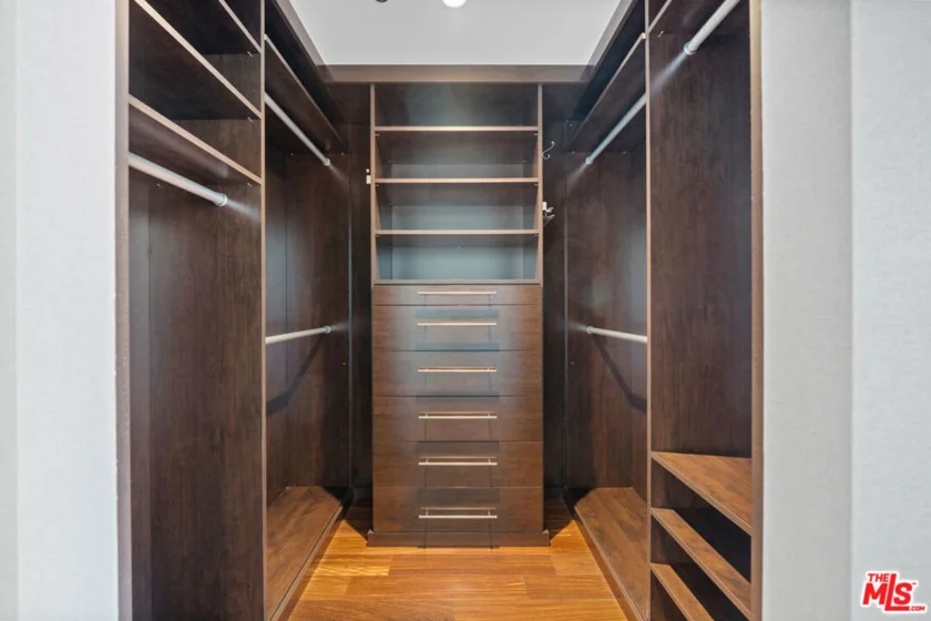 3785 Wilshire Boulevard #1709 photo 12