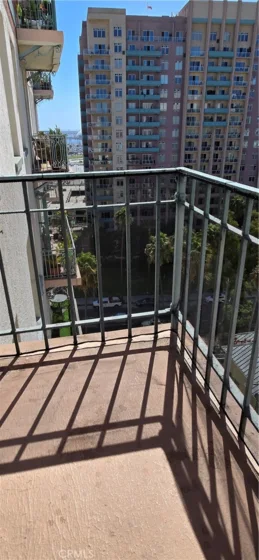 455 E Ocean Boulevard #1106 photo 3