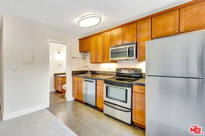 10982 Roebling Avenue #522 photo 25