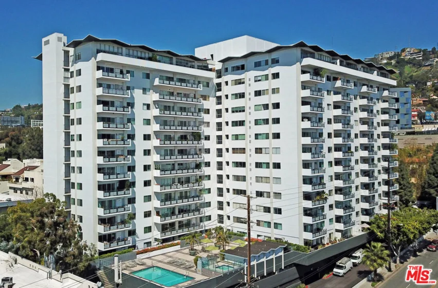 1155 N La Cienega Boulevard #1110 photo 20