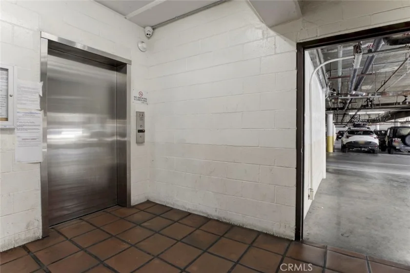 5334 Lindley Avenue #337 photo 21
