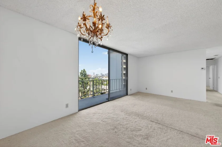 100 S Doheny Drive #719 photo 9