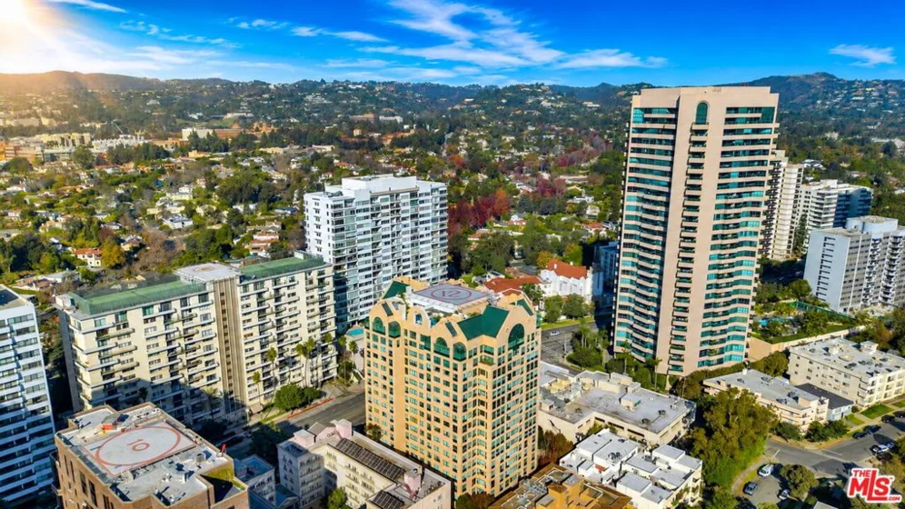 10520 Wilshire Boulevard #701 photo 34