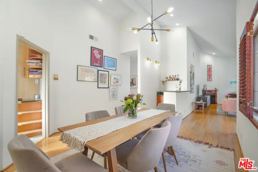 11155 Sunshine Terrace #101 photo 1