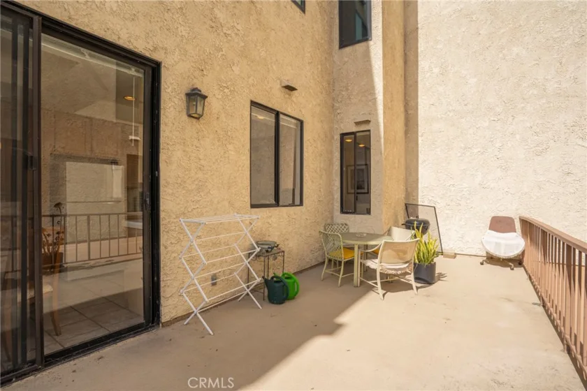 4454 Ventura Canyon #105 photo 20